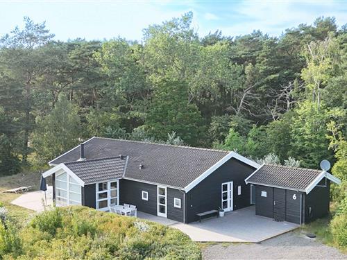 Sommerhus - 8 personer -  - Holsteroddevej - 3720 - Åkirkeby
