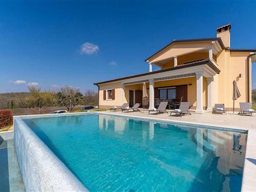 Feriehus - 6 personer -  - Kadore - 52463 - Visnjan