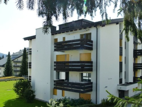 Holiday home - 4 persons -  - 7032 - Laax