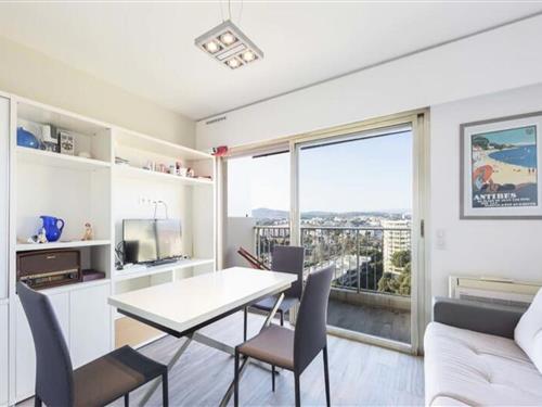 Ferienhaus - 2 Personen -  - 06600 - Antibes