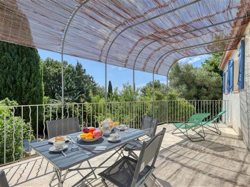 Holiday home - 4 persons -  - La Cadière D'azur - 83740