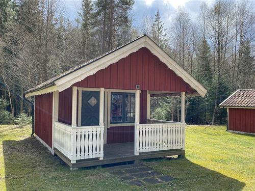 Sommerhus - 4 personer -  - Jälluntofta Camping Stuga - Jälluntofta/Unnaryd - 31452 - Jälluntofta