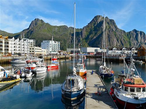 Semesterhus/Semesterlägenhet - 6 personer -  - Falkveien - Lofoten 1 - 8300 - Svolvær