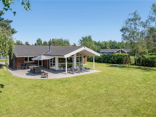 Sommerhus - 12 personer -  - Kaninstien - Marielyst - 4873 - Væggerløse