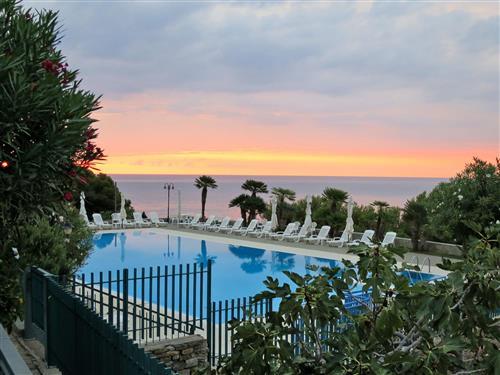 Ferieleilighet - 4 personer -  - San Lorenzo Al Mare - 18017