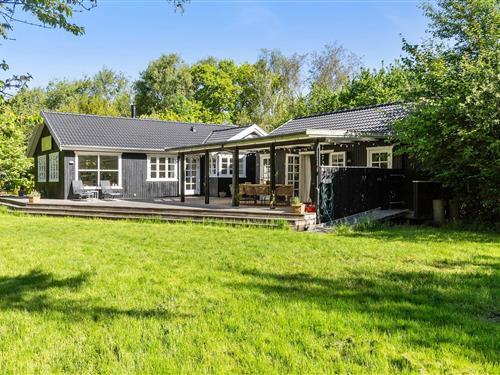 Sommerhus - 8 personer -  - Storkenhøjvej - Fogense Strand - 5400 - Bogense