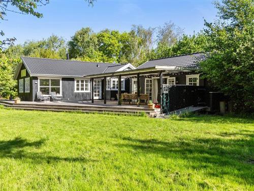 Sommerhus - 8 personer -  - Storkenhøjvej - Fogense Strand - 5400 - Bogense