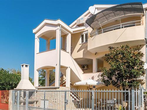 Ferielejlighed - 4 personer -  - Medu Vrtlin - Zadar - Bibinje - 23205 - Bibinje