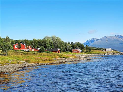 Sommerhus - 7 personer -  - Sultindvikveien - Troms - 9302 - Rossfjordstraumen