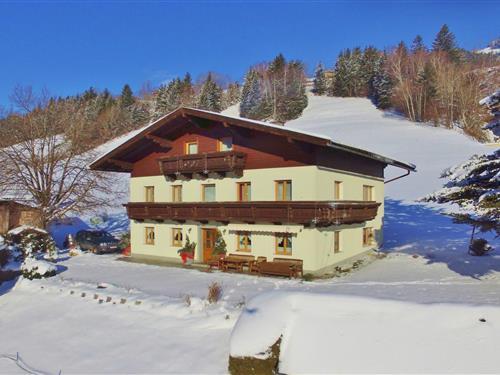 Holiday Home/Apartment - 8 persons -  - 5660 - Taxenbach