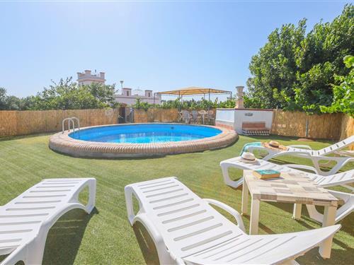 Holiday Home/Apartment - 6 persons -  - Carr. La Puebla de Cazalla - 41620 - Marchena