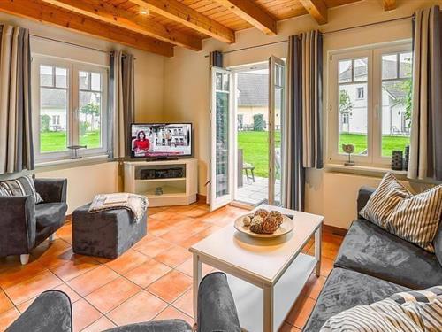 Feriehus - 6 personer -  - Kliffstraße - 18211 - Nienhagen