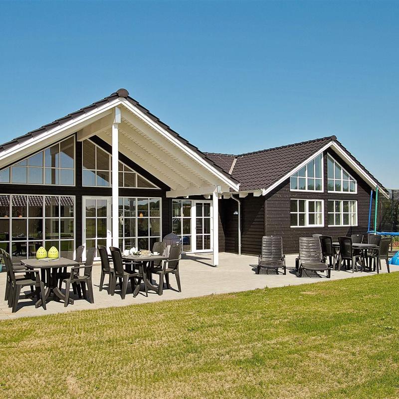 Sommerhus - 14 personer -  - Strandvænget - Saksild - 8300 - Odder