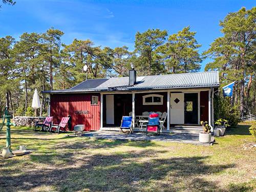 Holiday home - 6 persons -  - Stenkyrka Arkosvägen - Lickershamn - 624 42 - Tingstäde