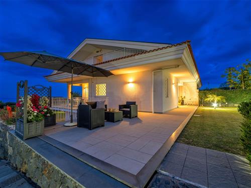 Sommerhus - 6 personer -  - Aci Catena - 95022