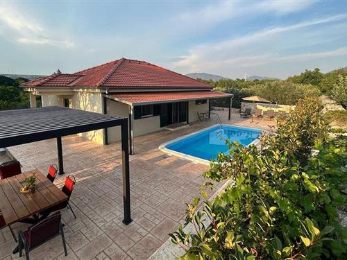 Sommerhus - 8 personer -  - Ulica Fra Kacica Miosica - Makarska - Zadvarje - 21250 - Zadvarje
