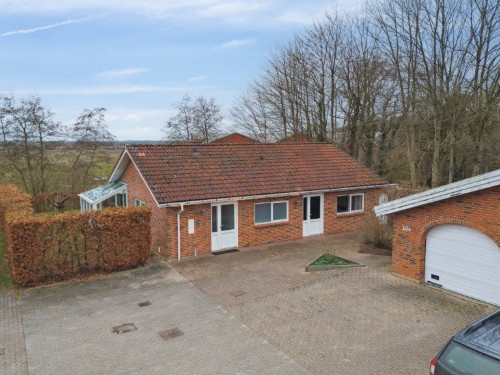 Villa - 4 personer -  - Uhre Byvej - Brande - 7330