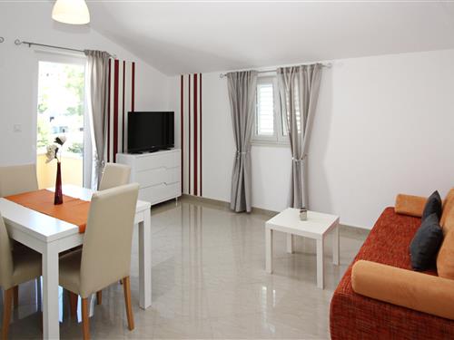 Holiday Home/Apartment - 2 persons -  - Baška - 51523 - Baška