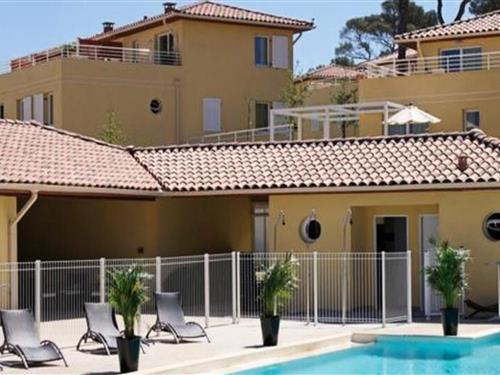 Holiday Home/Apartment - 4 persons -  - 83140 - Six Fours Les Plages