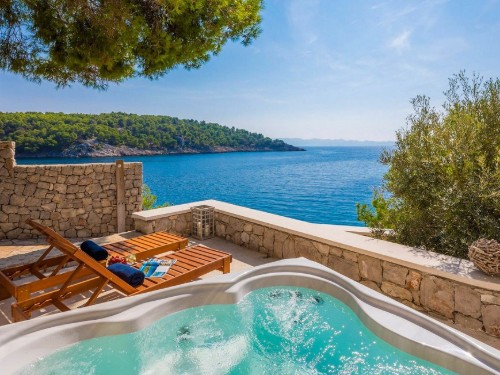 Holiday home - 6 persons -  - Kalina - Brac-Milna - 21405 - Milna