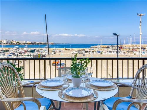 Holiday apartment - 4 persons -  - L'escala - 17130
