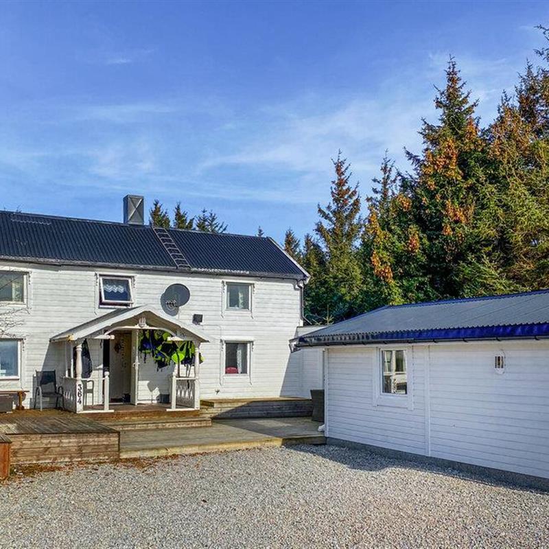 Sommerhus - 8 personer -  - Buaveien - Titran/Frøya - 7266 - Kverva