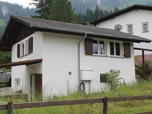 Ferienhaus - 3 Personen -  - Dörflistrasse - 6383 - Wirzweli