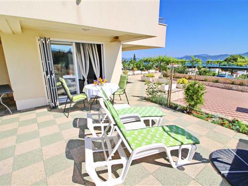 Holiday Home/Apartment - 4 persons -  - 20246 - Drace