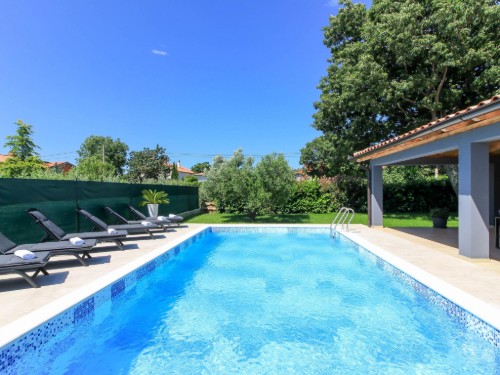 Holiday home - 8 persons -  - 52100 - Pula/Banjole
