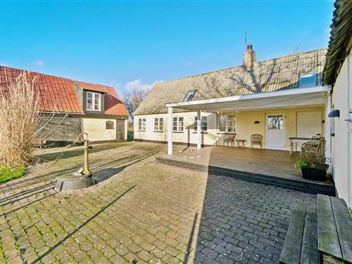 Sommerhus - 12 personer -  - Grammegårdsvej - 3720 - Åkirkeby