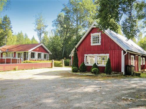 Holiday home - 10 persons -  - Göljahultsvägen - Ronneby - 370 17 - Eringsboda