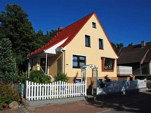 Holiday Home/Apartment - 4 persons -  - Heideweg - 18586 - Baabe (Ostseebad)