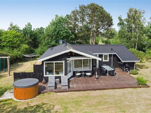Sommerhus - 6 personer -  - Neptunvej - Næsby Strand - 4900 - Nakskov