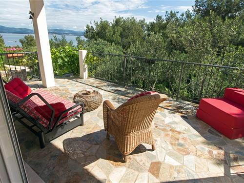 Holiday apartment - 4 persons -  - Donja Krušica - 21430 - Donja Krušica