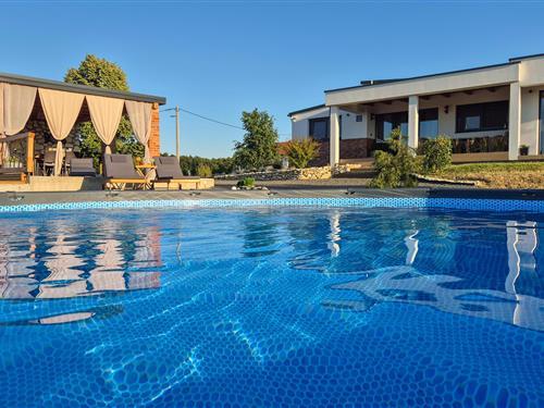 Holiday home - 4 persons -  - Stjepana Radica - Varazdin - Luzan Biskupecki - 42204 - Luzan Biskupecki