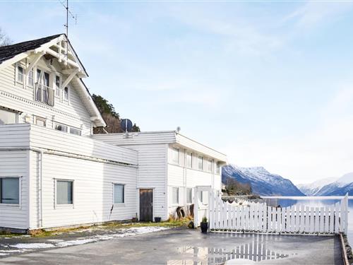 Feriehus / leilighet - 16 personer -  - Ullensvangvegen - Hovland/Ullensvang/Hardanger - 5773 - Hovland