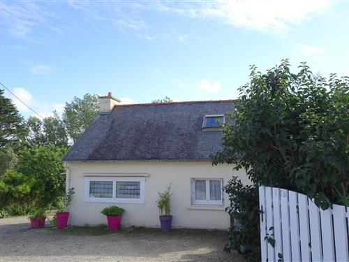 Holiday Home/Apartment - 4 persons -  - 22710 - Port Blanc-Penvénan