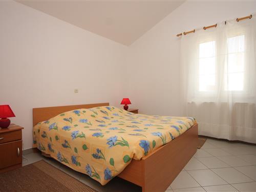 Holiday Home/Apartment - 4 persons -  - Nerezine - 51554 - Nerezine