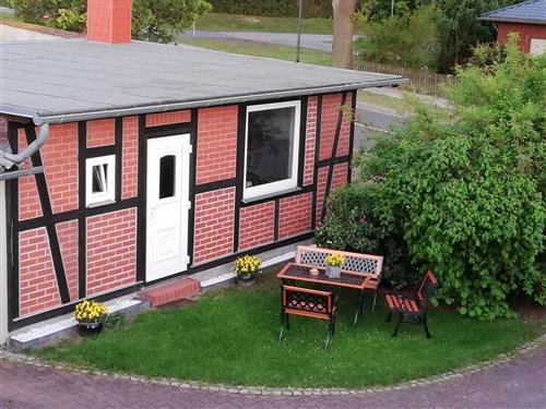 Holiday home - 4 persons -  - OT Karow, Karower Dorfstraße - 18276 - Lüssow