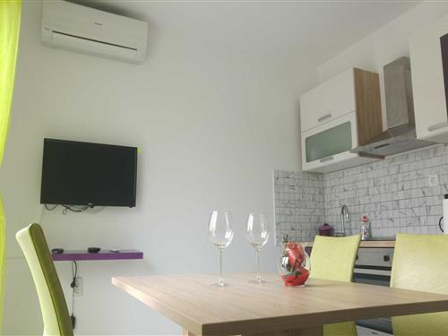 Holiday apartment - 4 persons -  - 51521 - Punat