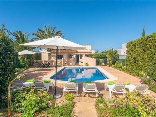 Villa - 6 personer -  - 07609 - Badia Blava, Illes Balear