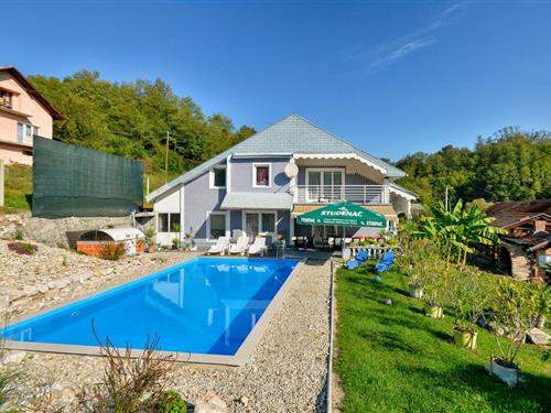 Sommerhus - 6 personer -  - Nespes - Zagreb-Nespes - 10382 - Nespes