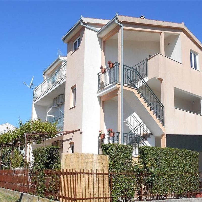 Ferielejlighed - 8 personer -  - Ulica Augustina Casottija - 21217 - Kastel Stafilic