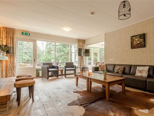 Holiday home - 20 persons -  - 8346KB - De Bult