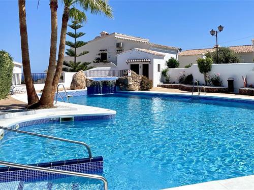 Holiday Home/Apartment - 2 persons -  - C. Pueblo - 29780 - Nerja