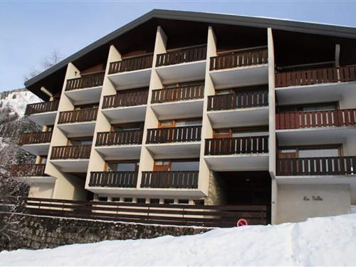 Holiday Home/Apartment - 4 persons -  - 74390 - Chatel