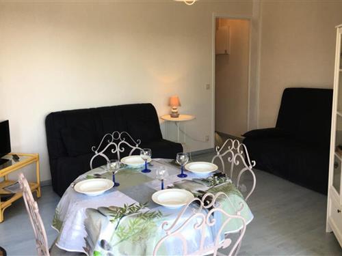 Holiday Home/Apartment - 4 persons -  - 14390 - Cabourg