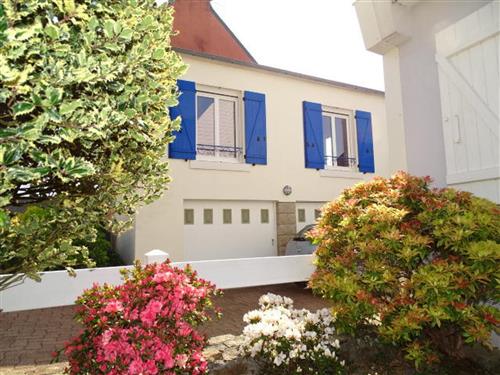 Holiday Home/Apartment - 3 persons -  - 29000 - Quimper