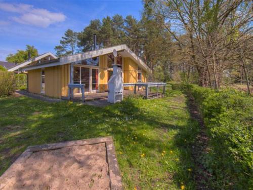 Sommerhus - 4 personer -  - 17252 - Granzow