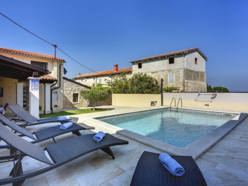 Holiday home - 6 persons -  - 0 - Medulin/Ližnjan